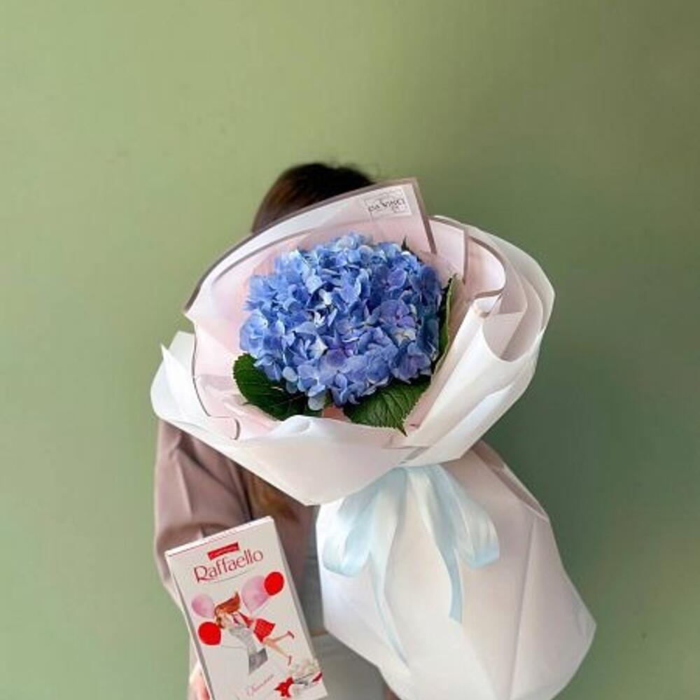 Сет "Desire" с гортензией и Raffaello